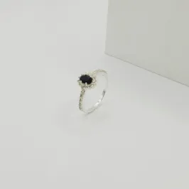 ANEL SOLITÁRIO COM ZIRCÔNIA PRETO