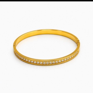 BRACELETE DOURADO CRAVAÇÃO IMBUTIDA  TRABALHADO