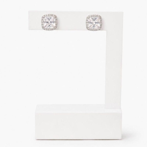 BRINCO QUADRADO   COM ZIRCONIA CRISTAL NO CENTRO