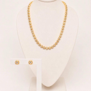 CONJUNTO ZIRCONIA COM PEDRAS CRISTAIS