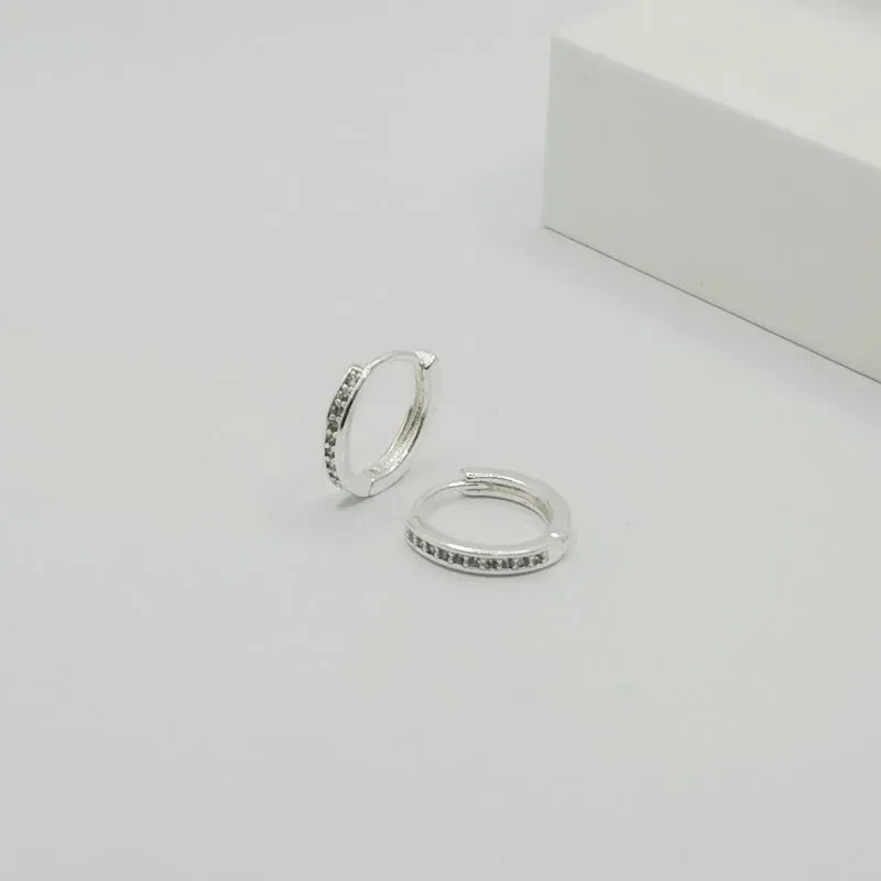 BRINCO ARGOLINHA ARTICULADO FINA EM ZIRCONIA CRISTAL