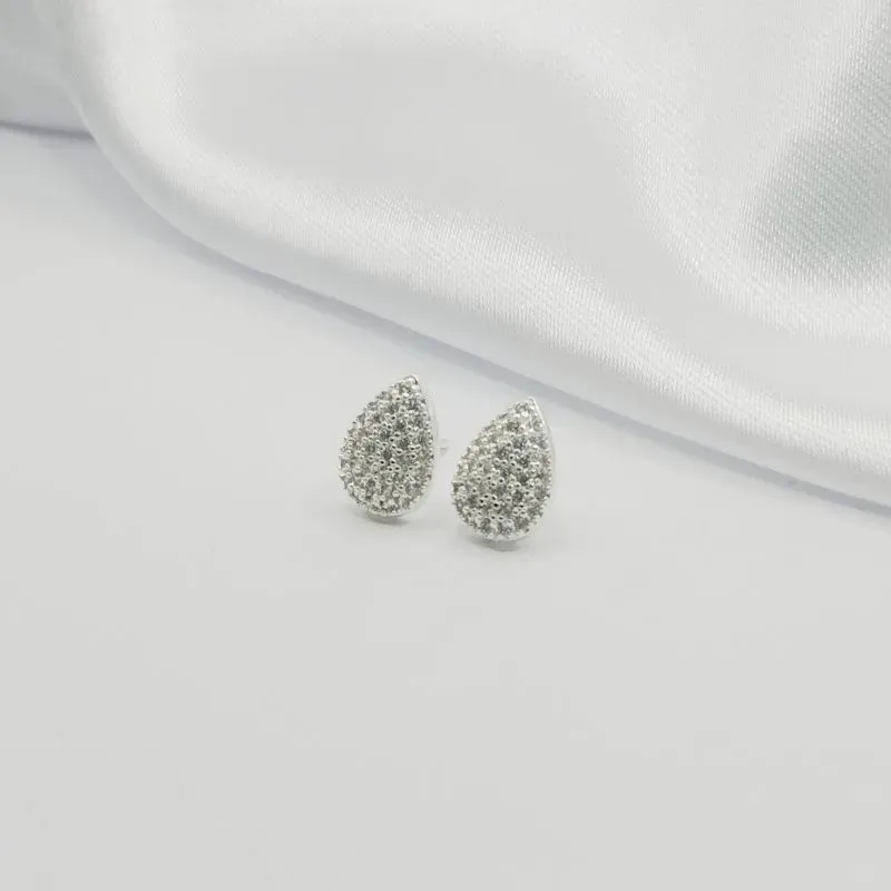 BRINCO GOTA EM ZIRCÔNIA CRISTAL G