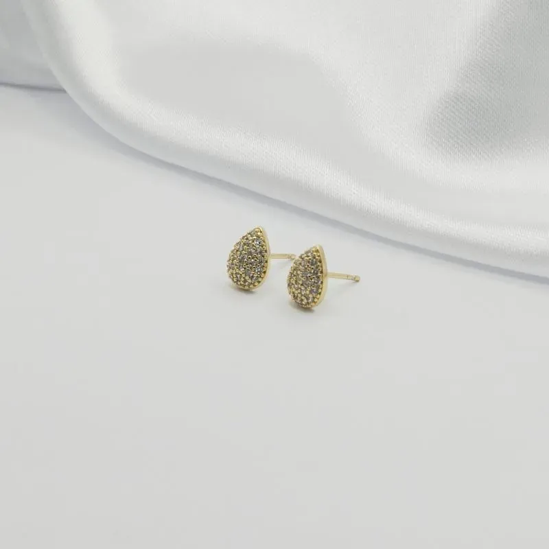 BRINCO GOTA EM ZIRCÔNIA CRISTAL M