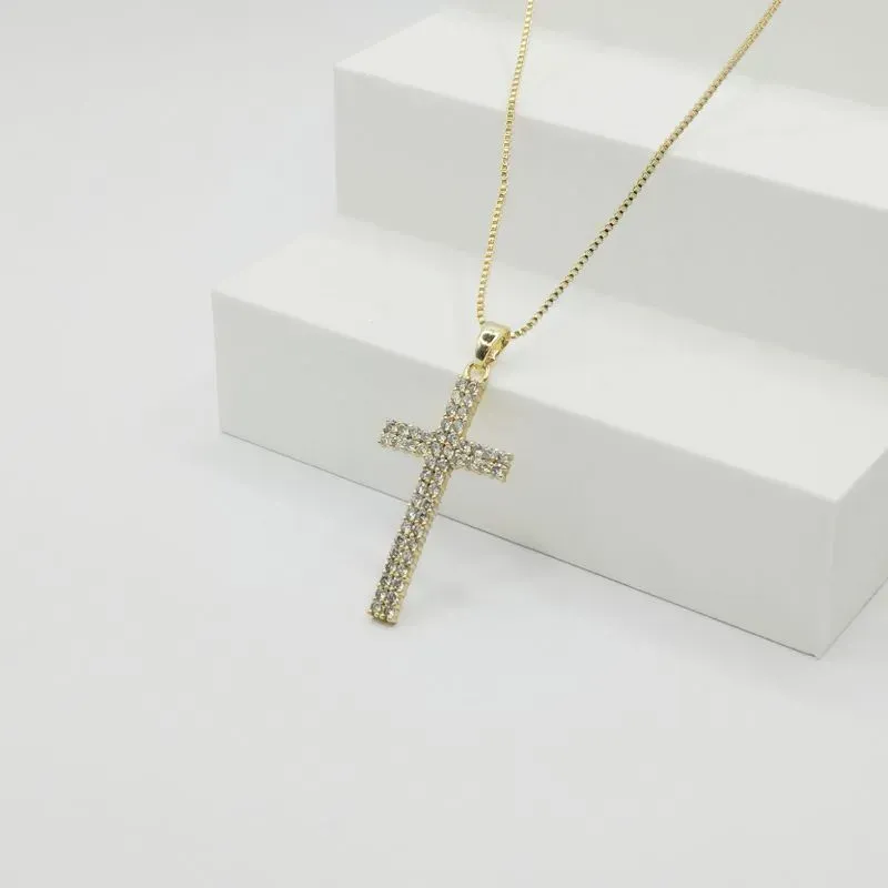 COLAR VENEZIANA COM PINGENTE CRUZ EM ZIRCÔNIA CRISTAL