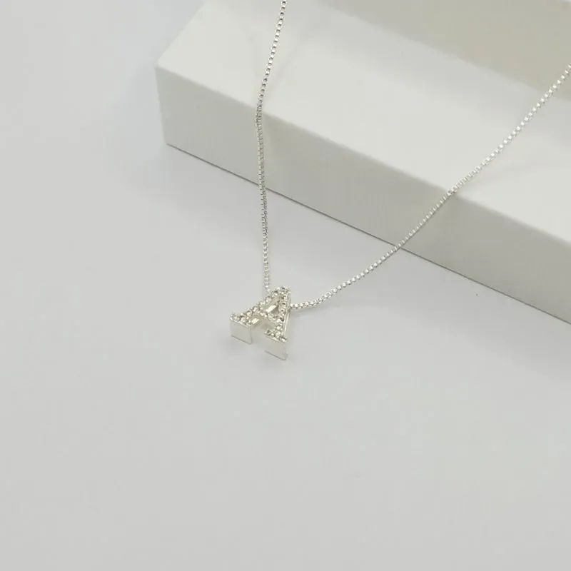 COLAR VENEZIANA COM PINGENTE LETRA A EM ZIRCÔNIA CRISTAL