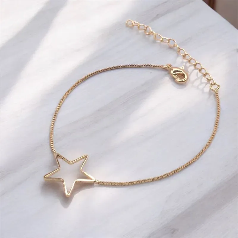 PULSEIRA VENEZIANA COM ESTRELA GRANDE VAZADA