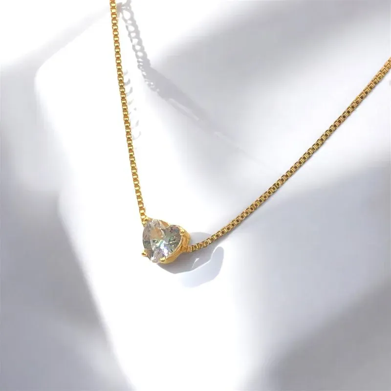 CHOKER VENEZIANA COM CORAÇÃO PONTO DE LUZ CRISTAL