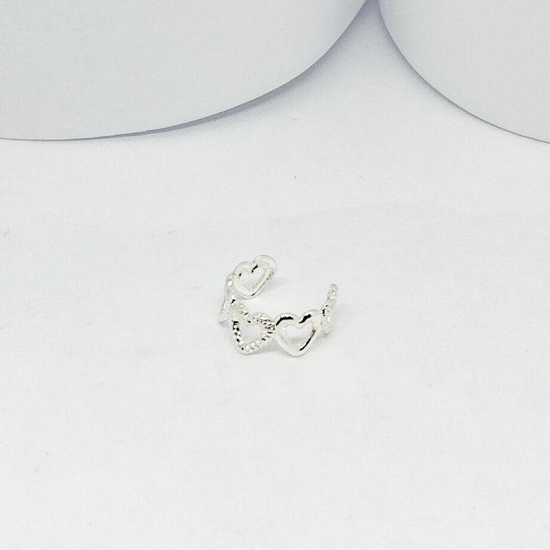 PIERCING FAKE DE CORAÇÕES VAZADOS