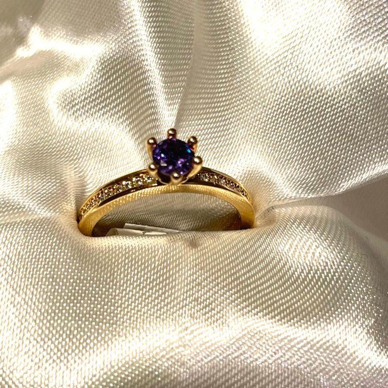 ANEL CRAVEJADO PONTO LUZ LAVANDA