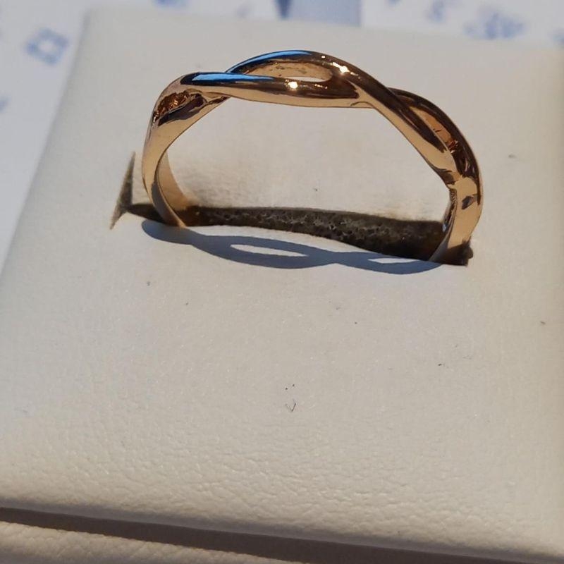 COL006- ANEL TRANÇADO LISO