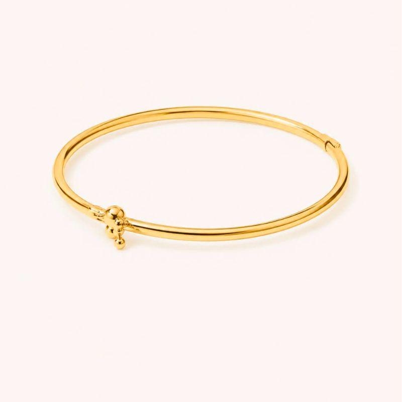 BRACELETE  DOURADO COM FECHO MOSQUETAO
