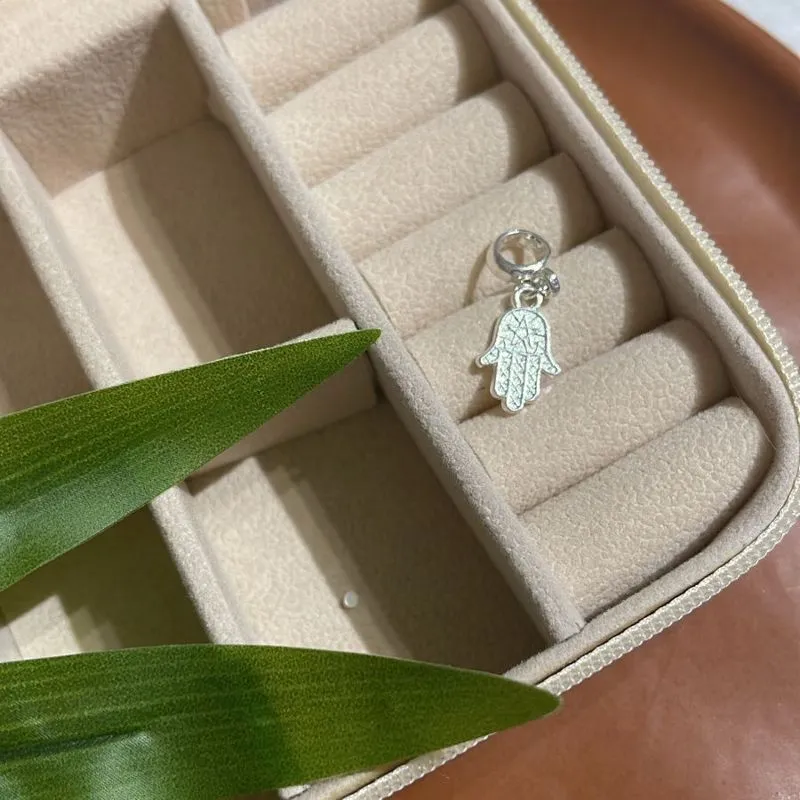 BERLOQUE MAO DE FATIMA HAMSA LISA BERLOQUE MAO DE FATIMA HAMSA LISA