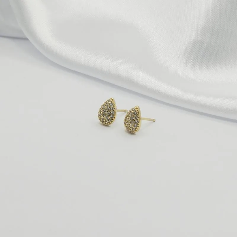 BRINCO GOTA EM ZIRCÔNIA CRISTAL M