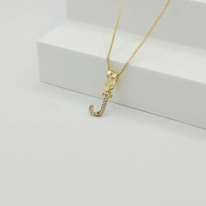 COLAR VENEZIANA COM PINGENTE LETRA J EM ZIRCÔNIA CRISTAL