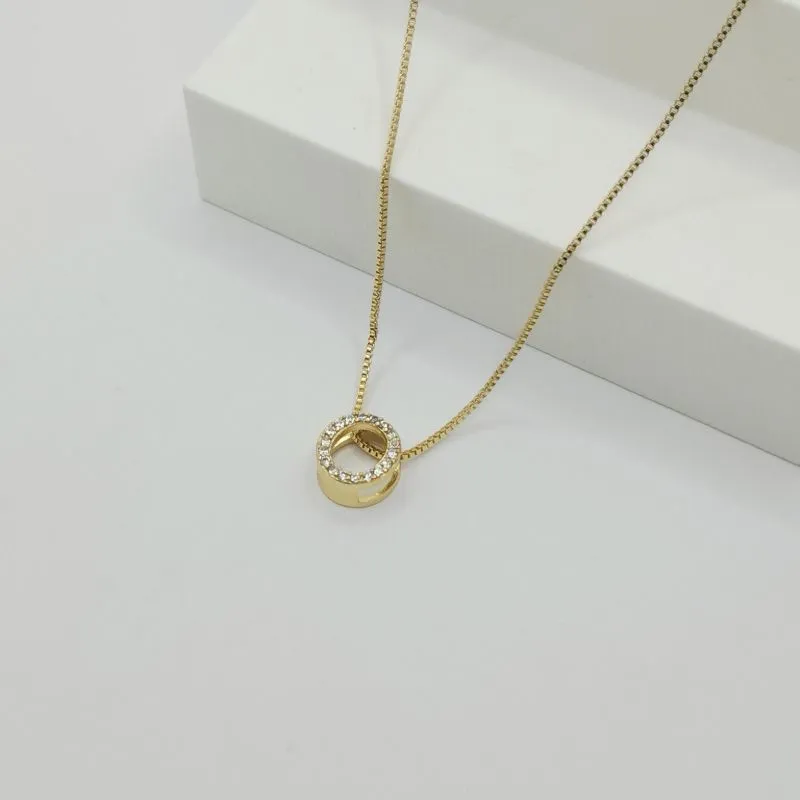 COLAR VENEZIANA COM PINGENTE LETRA O EM ZIRCÔNIA CRISTAL