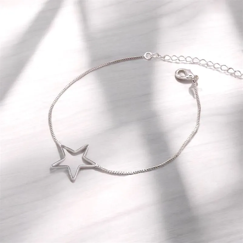 PULSEIRA VENEZIANA COM ESTRELA GRANDE VAZADA