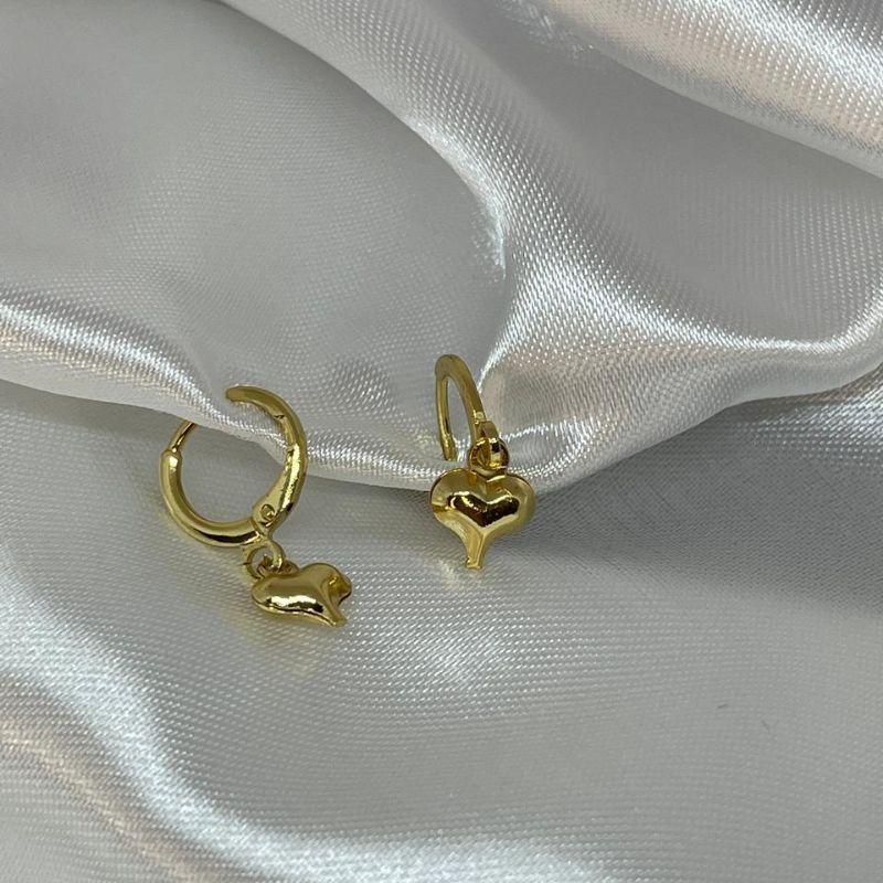 ARGOLA COM PINGENTE DE CORAÇÃO