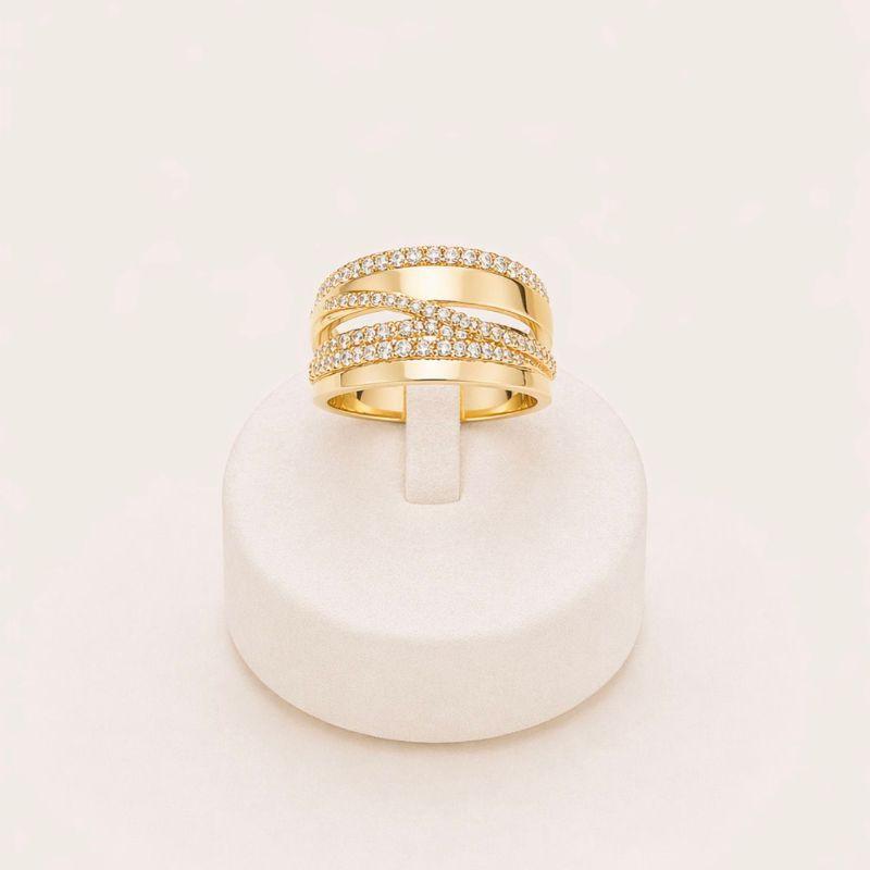 ANEL  DESIGN EM FIOS CRAVEJADOS