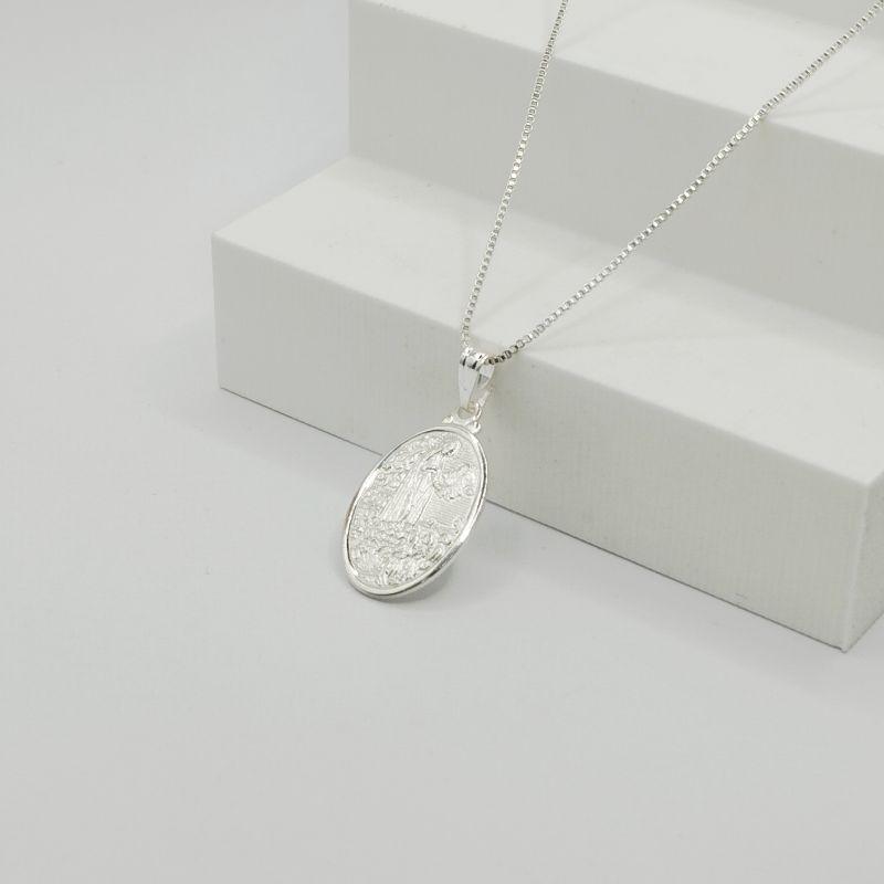 COLAR VENEZIANA COM PINGENTE MEDALHA NOSSA SENHORA DE FATIMA